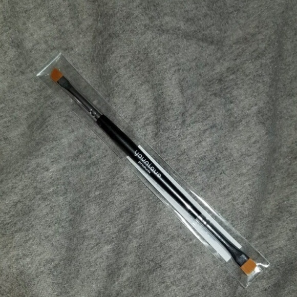 YOUNIQUE brow artist brush - Picture 4 of 4